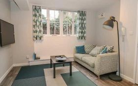 Remarkable 1-Bed Apartment In Ulverston